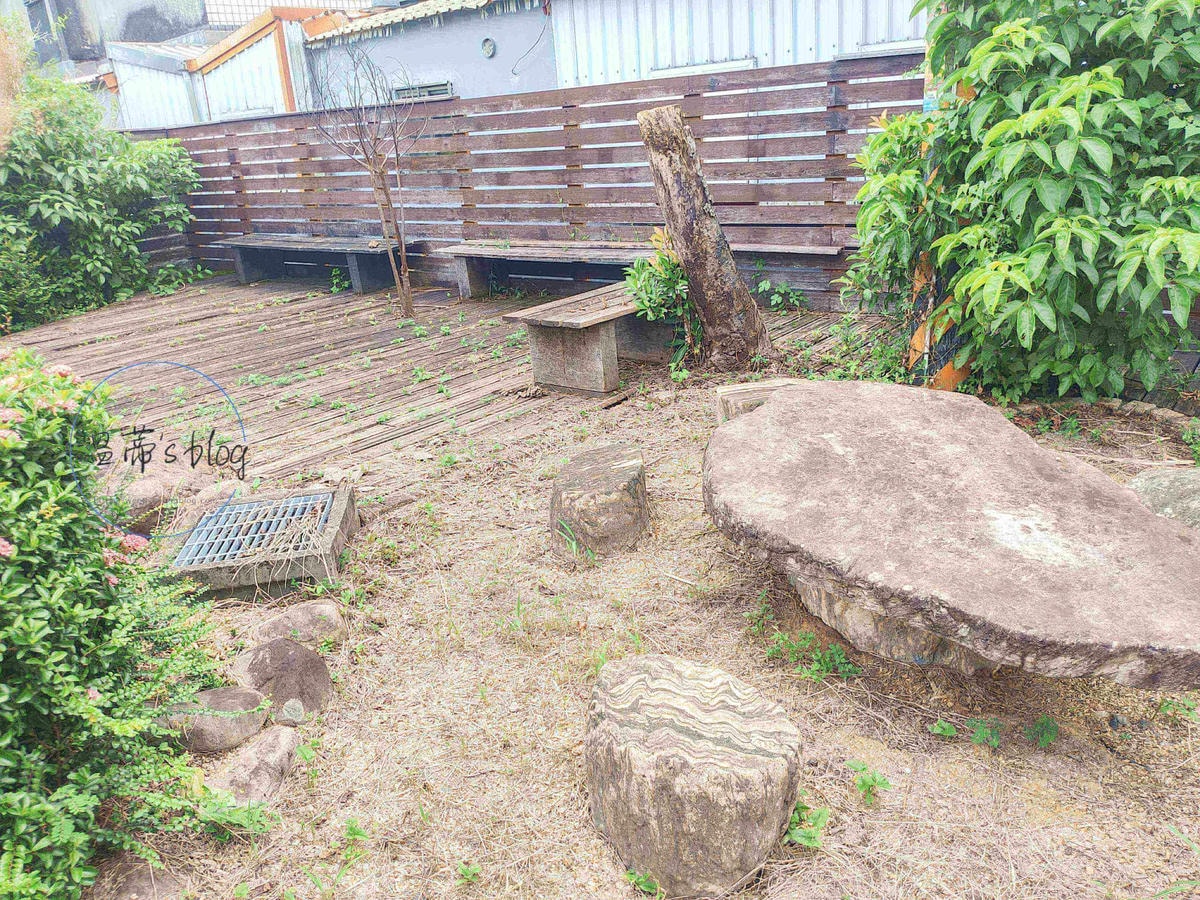 20251001-jf4vj 20251001-jf4vj