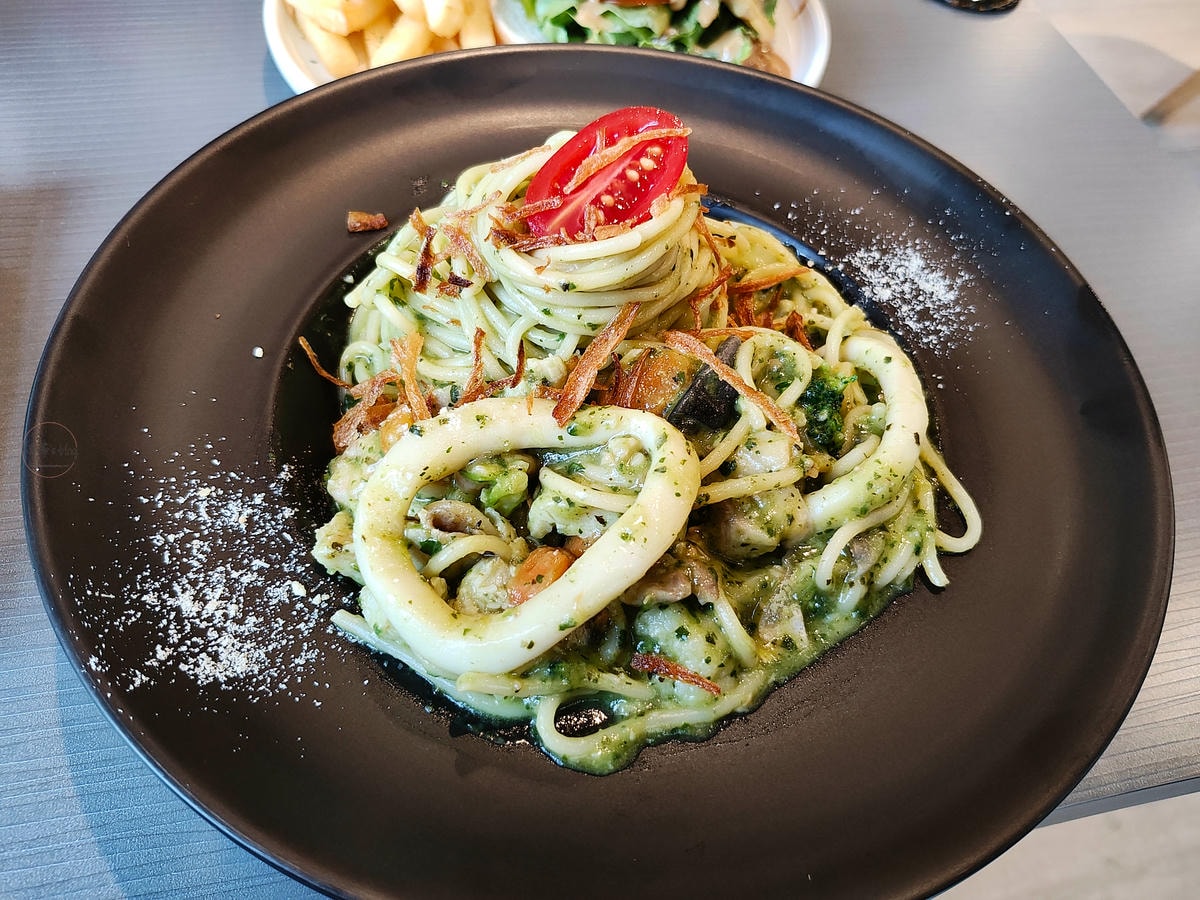 20251001-hjv5g 20251001-hjv5g