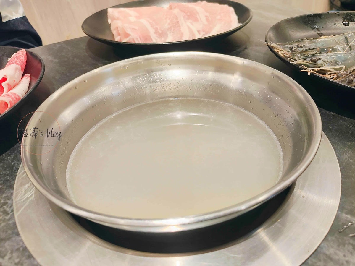 20251001-luzdv 20251001-luzdv