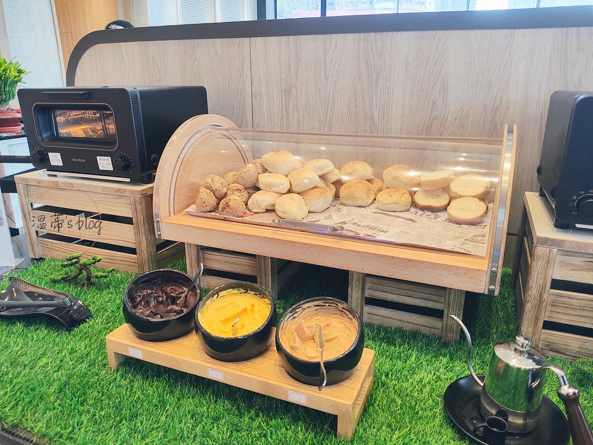 20251001-q6n55 20251001-q6n55