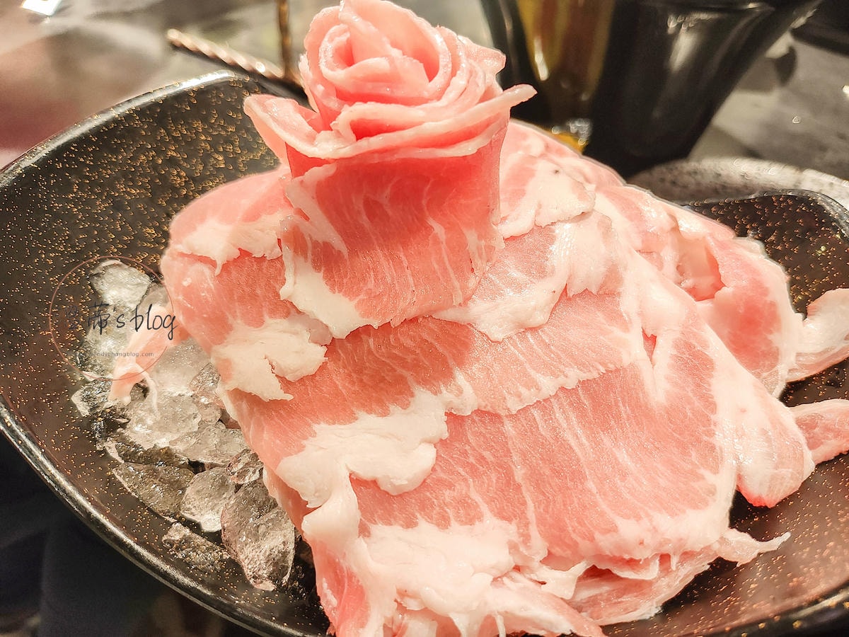 20251001-4ofh3 20251001-4ofh3