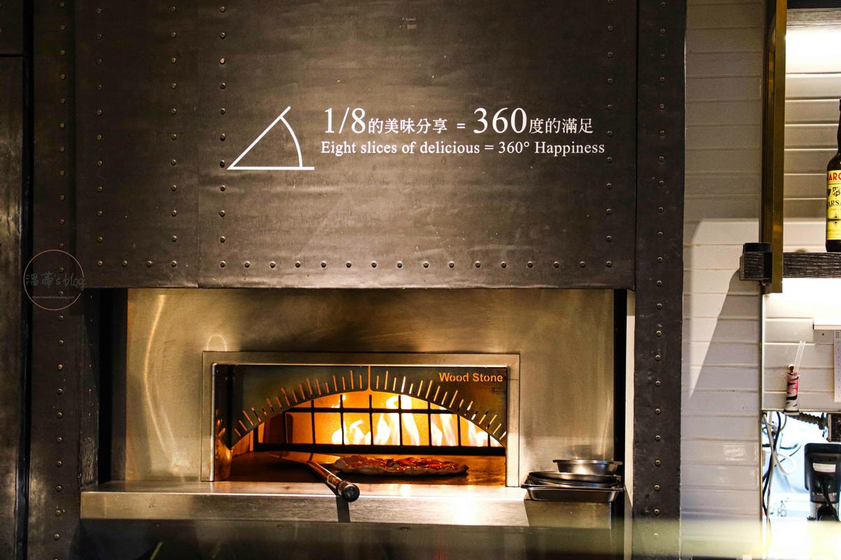 20251001-lj8uf 20251001-lj8uf