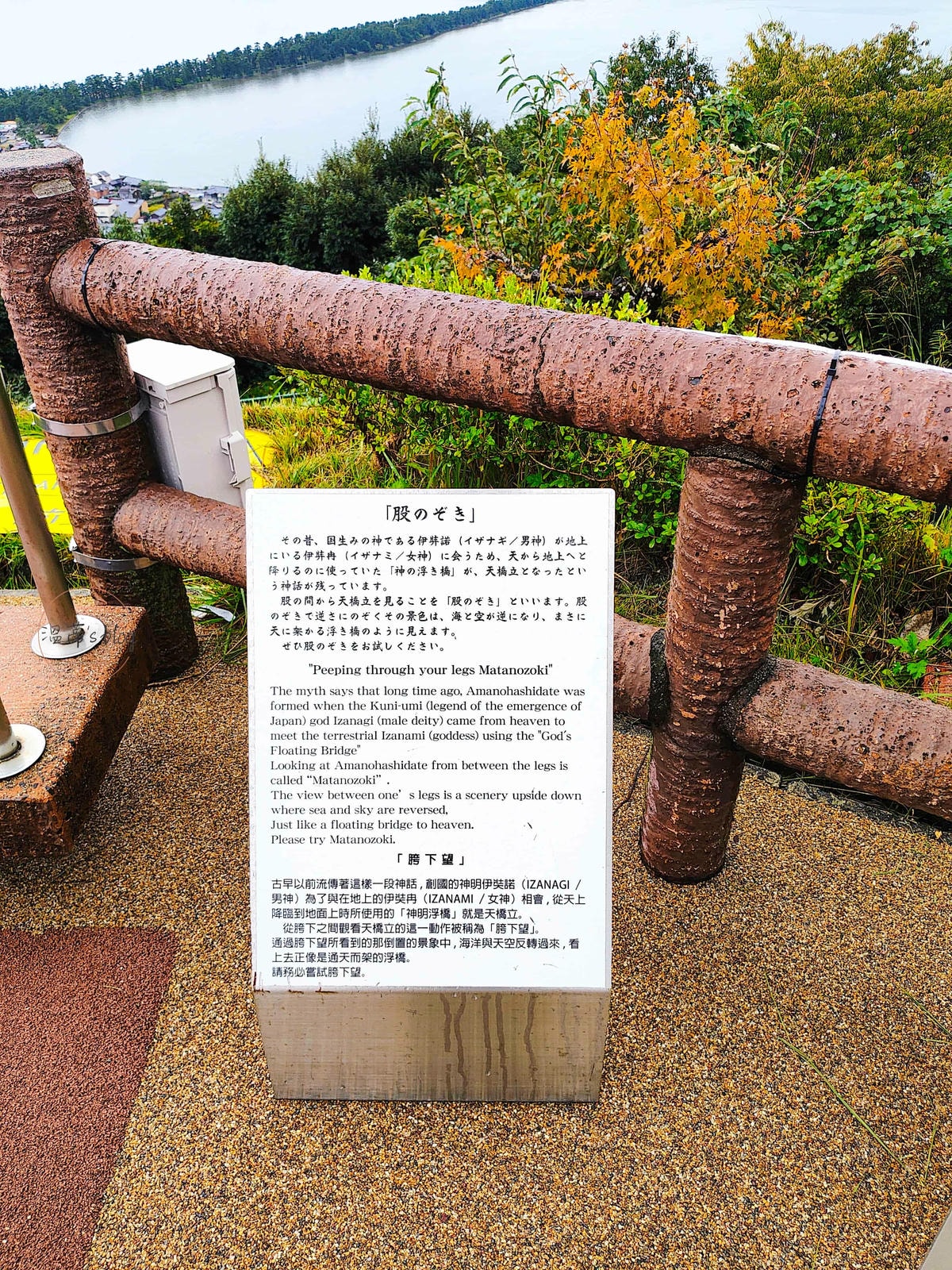 20251001-4wg9l 20251001-4wg9l