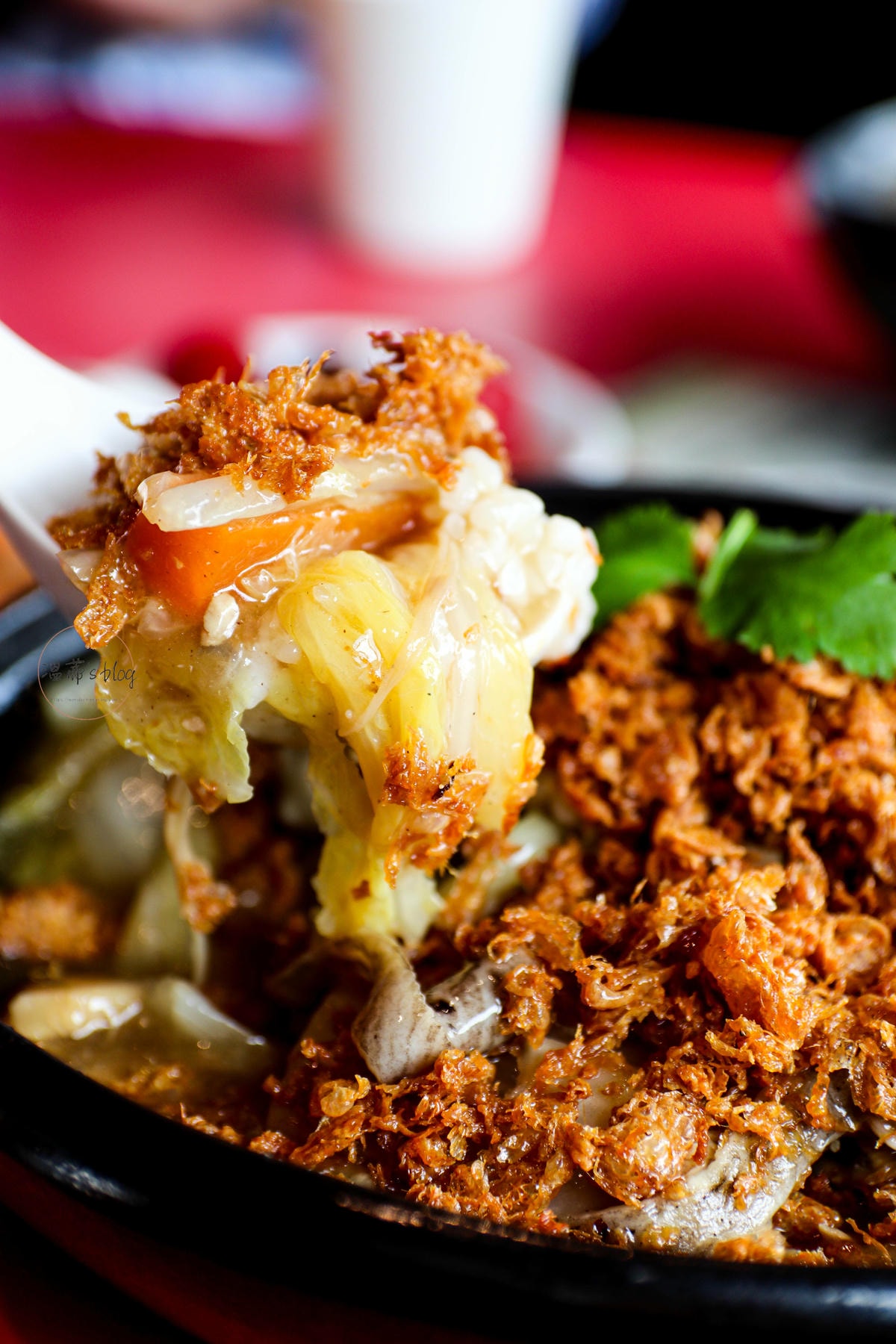 20251001-jny8j 20251001-jny8j