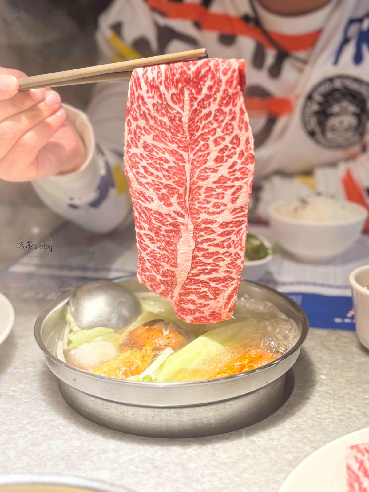 20251001-6wuzt 20251001-6wuzt