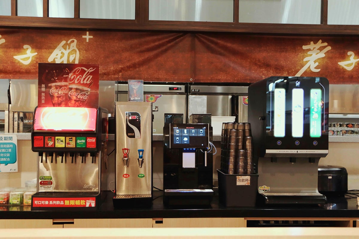 20251001-bi89t 荖子鍋Plus家樂福內壢店 飲料自助吧