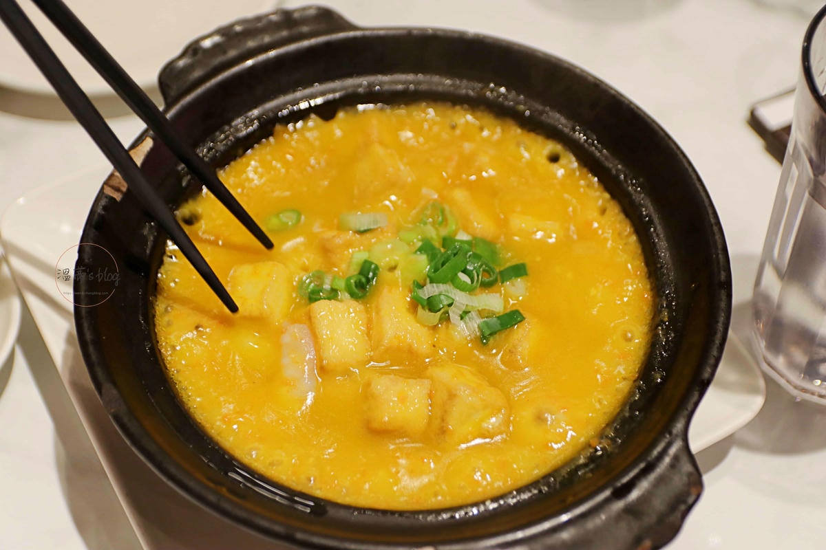 黃金鮮蝦豆腐煲320元
