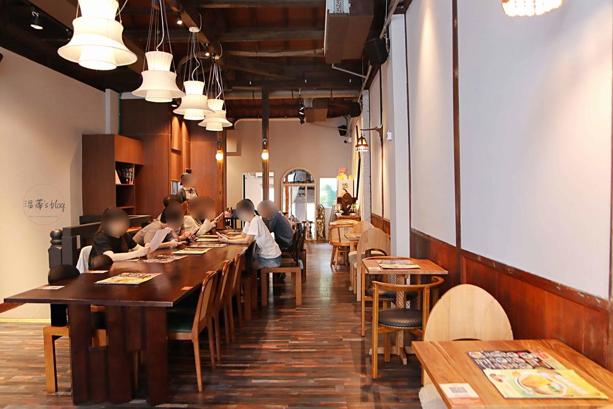 彰化員林美食「嘎拋先生-員林店」必點招牌打拋料理,配上濃郁泰奶最對味-附菜單 - 第5張圖 嘎拋先生 員林店 店內環境