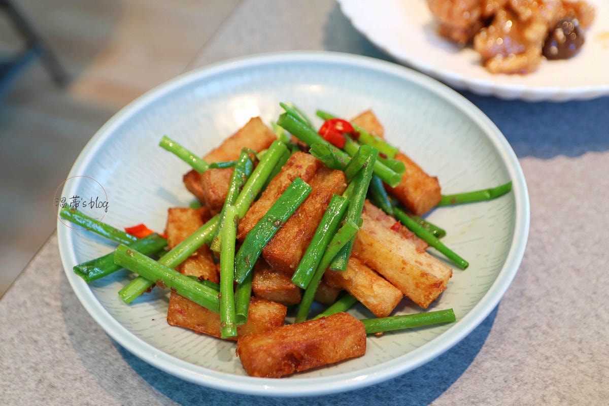 瑤柱醬爆蘿蔔糕