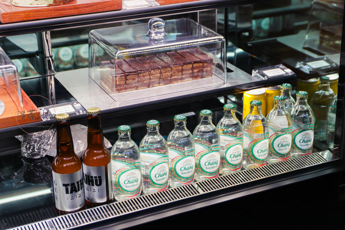 桃園蘆竹咖啡廳「Henion Coffee.赫尼恩」乾淨明亮又好拍的早午餐店-附菜單 - 第11張圖 店內環境