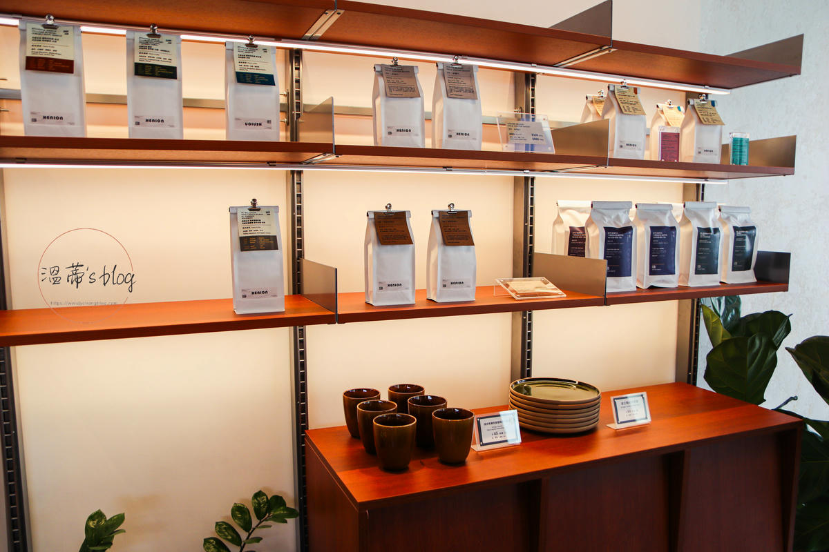 桃園蘆竹咖啡廳「Henion Coffee.赫尼恩」乾淨明亮又好拍的早午餐店-附菜單 - 第9張圖 店內環境