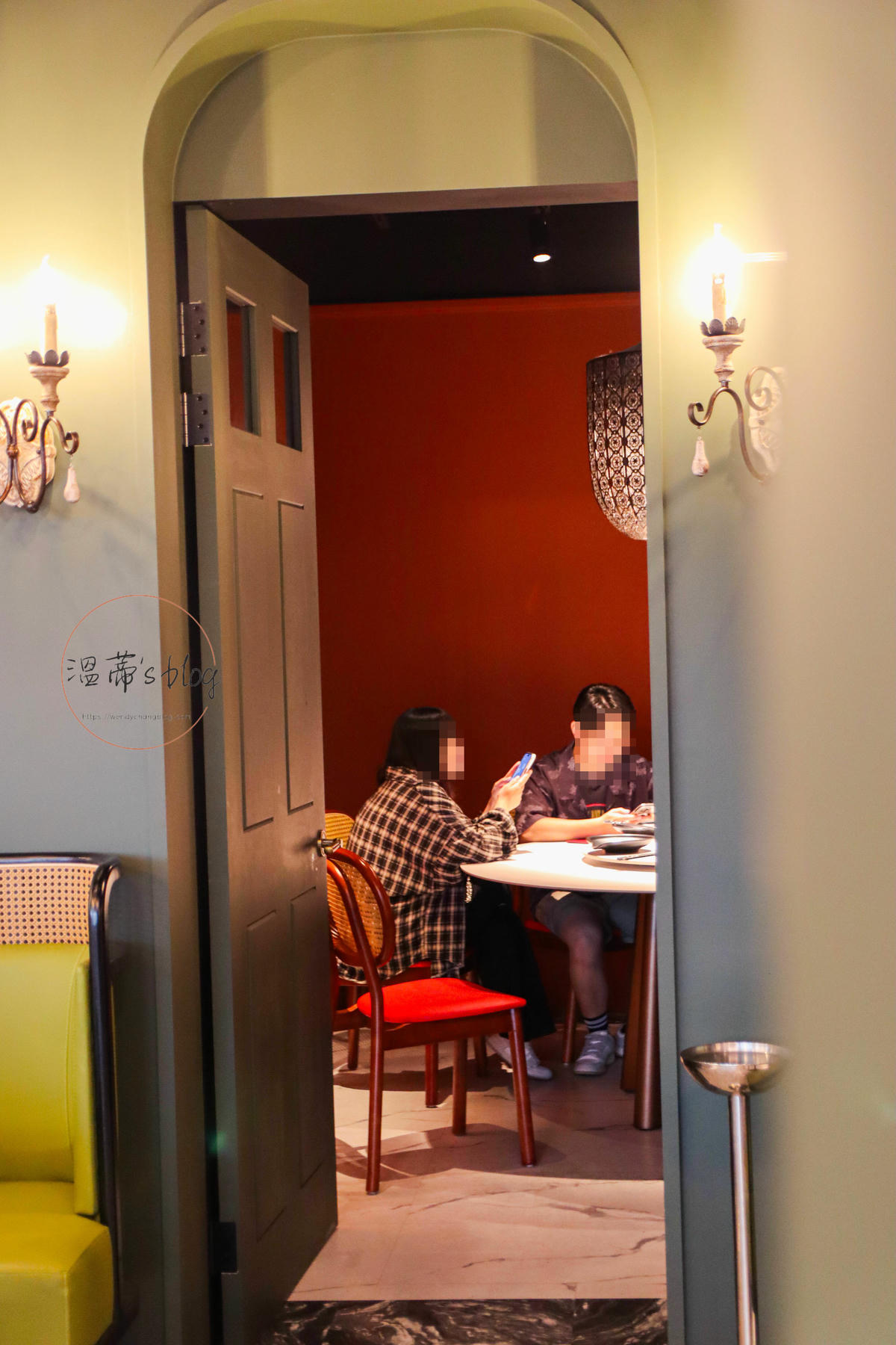 彰化福興美食「老皇家泰國古典餐廳」鹿港人氣泰式搬家了!包廂+免費停車,吃合菜更便利-附菜單 - 第6張圖 老皇家泰國古典餐廳 店內環境