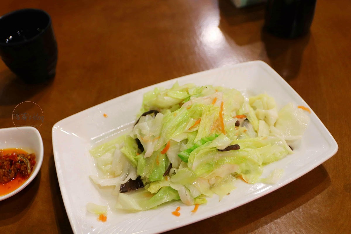 高麗菜(小)250元