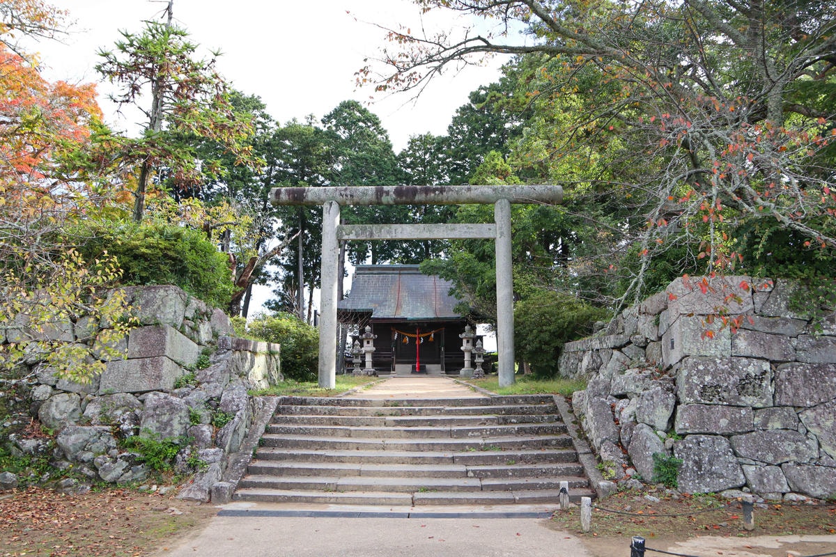 篠山城 青山神社