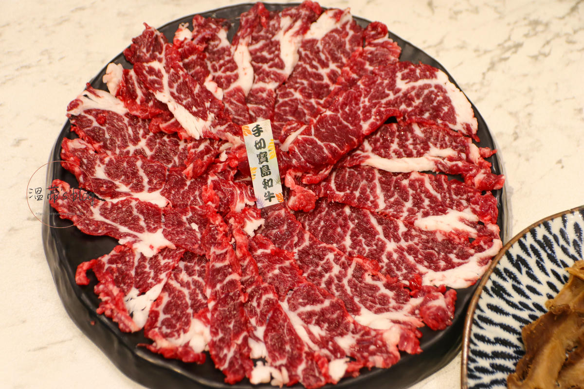台中北區火鍋「森鄰鍋物」每日台南直送溫體牛,必點手工寶島和牛-附菜單 - 第20張圖 手切寶島和牛628元(每天限量)