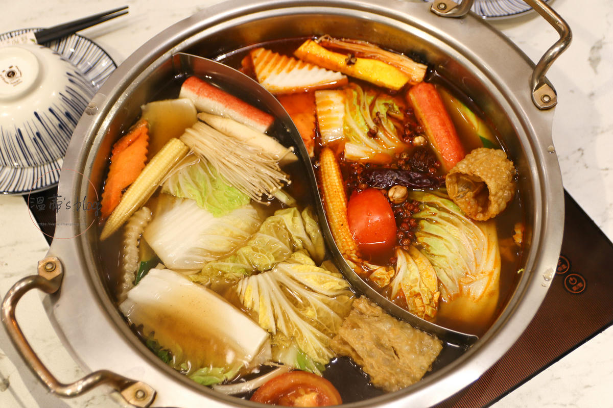 台中北區火鍋「森鄰鍋物」每日台南直送溫體牛,必點手工寶島和牛-附菜單 - 第17張圖 招牌牛骨+麻辣鴛鴦鍋250元