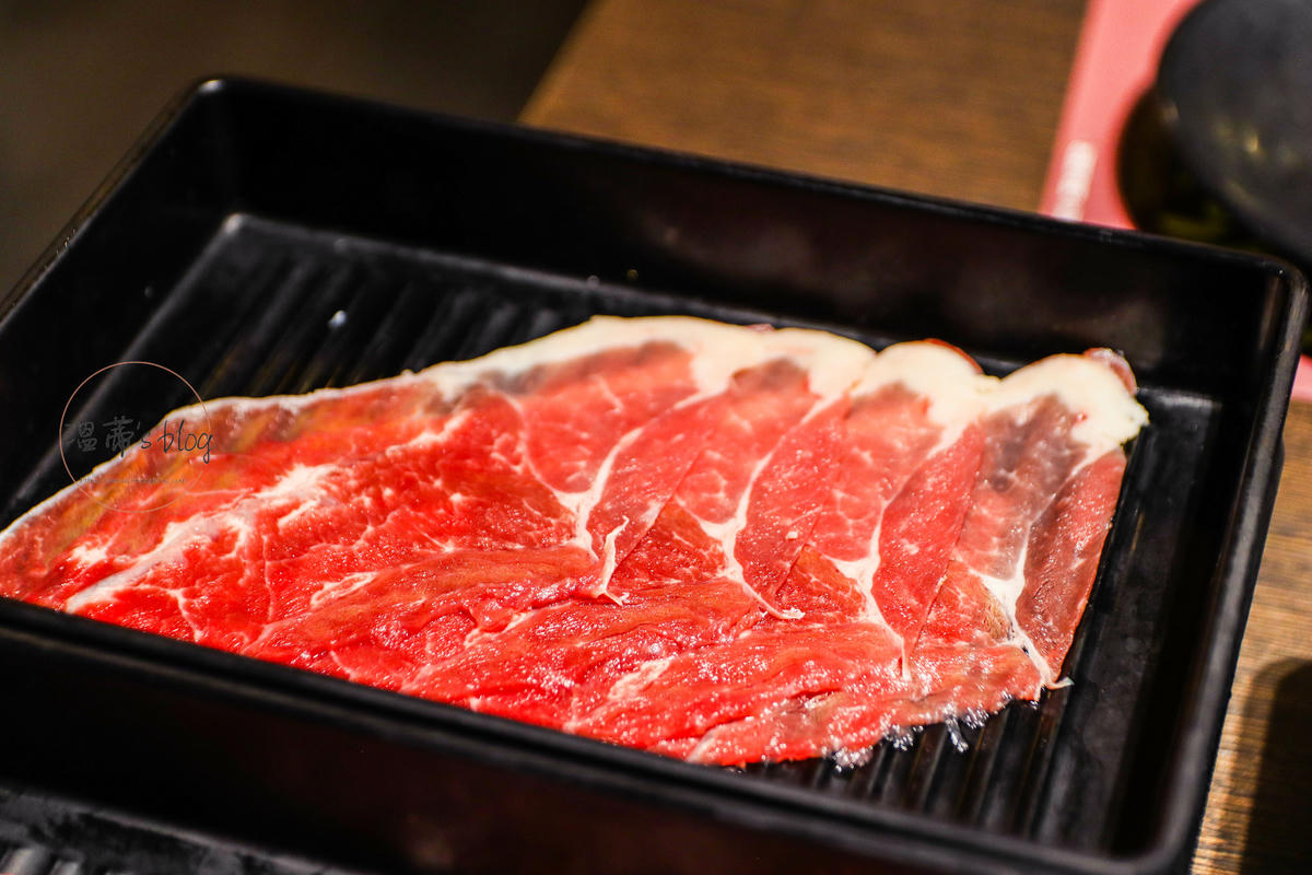 桃園美食「一番地壽喜燒」Prime牛肉+自助吧任你吃到飽-附菜單 - 第20張圖 壽喜燒吃到飽肉品