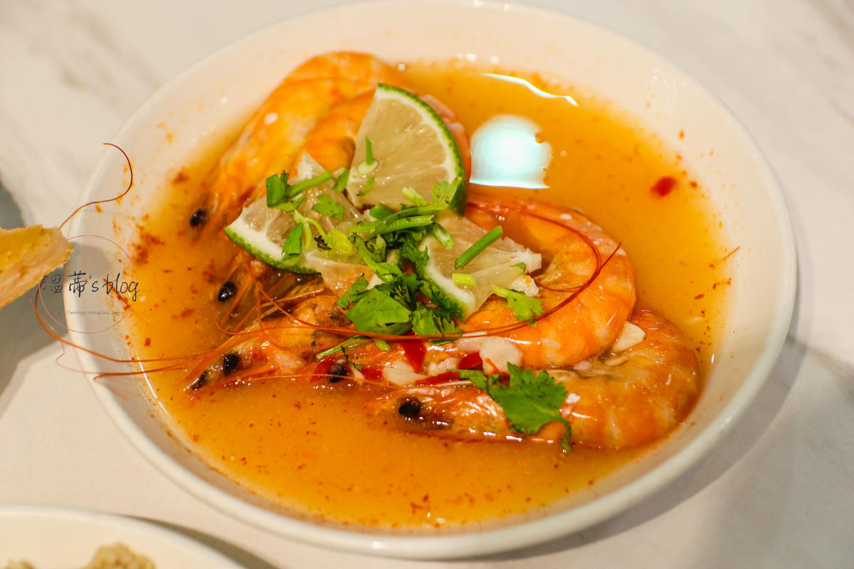 桃園遠百美食「泰泰太夯」799元泰式料理吃到飽-附菜單 - 第20張圖 清蒸檸檬蝦2人份