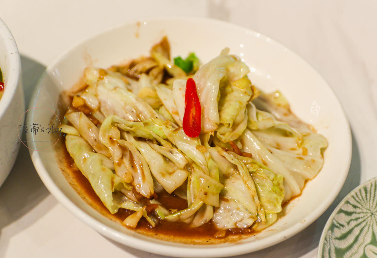 桃園遠百美食「泰泰太夯」799元泰式料理吃到飽-附菜單 - 第16張圖 蝦醬高麗菜