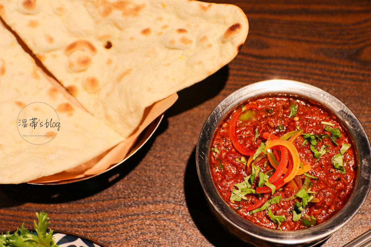 公路牛肉砂鍋咖哩380元