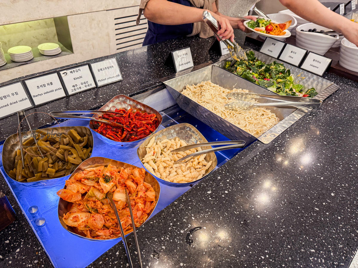 Matina Lounge貴賓室自助區