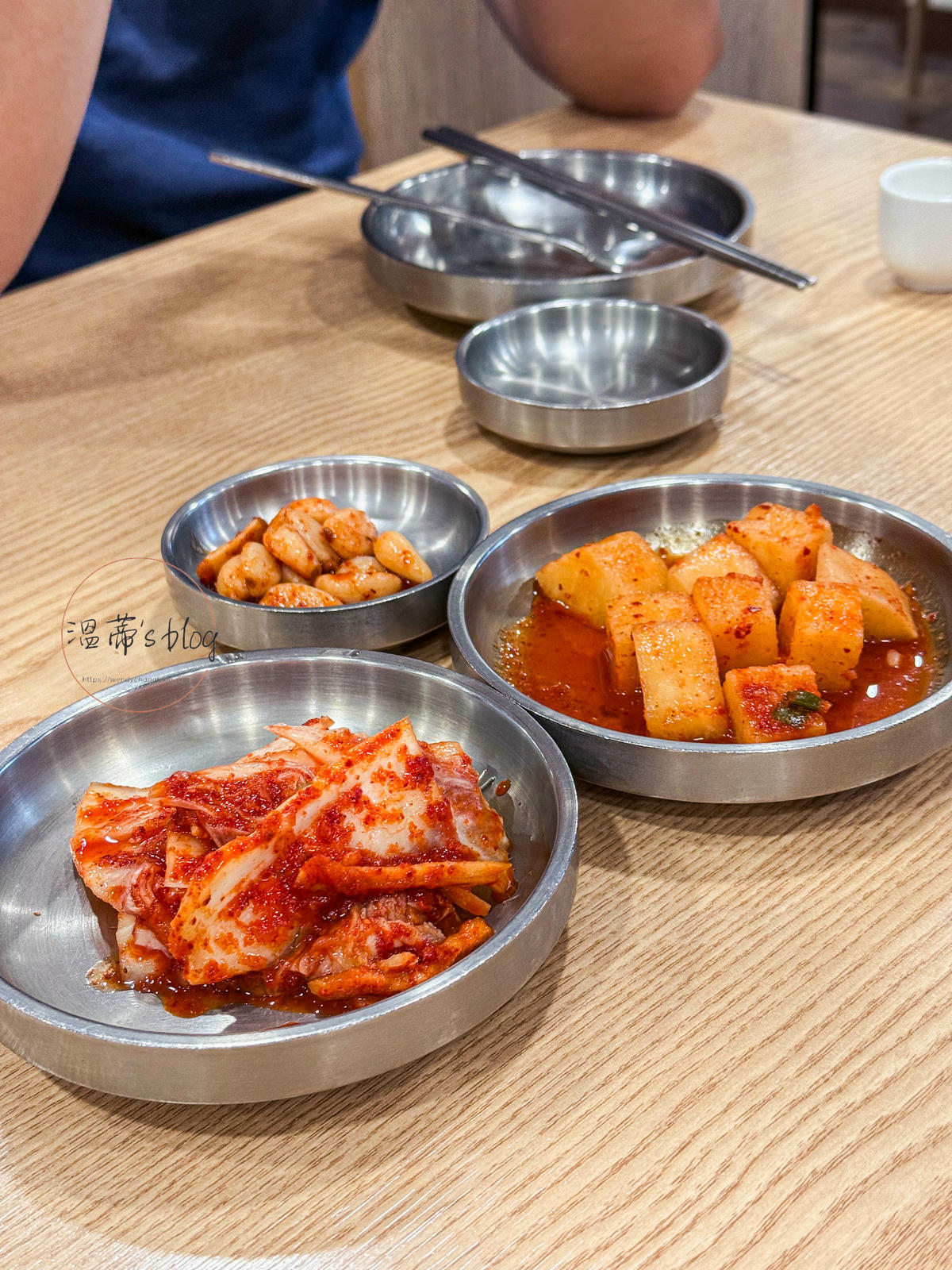 北村百年土種蔘雞湯  免費小菜