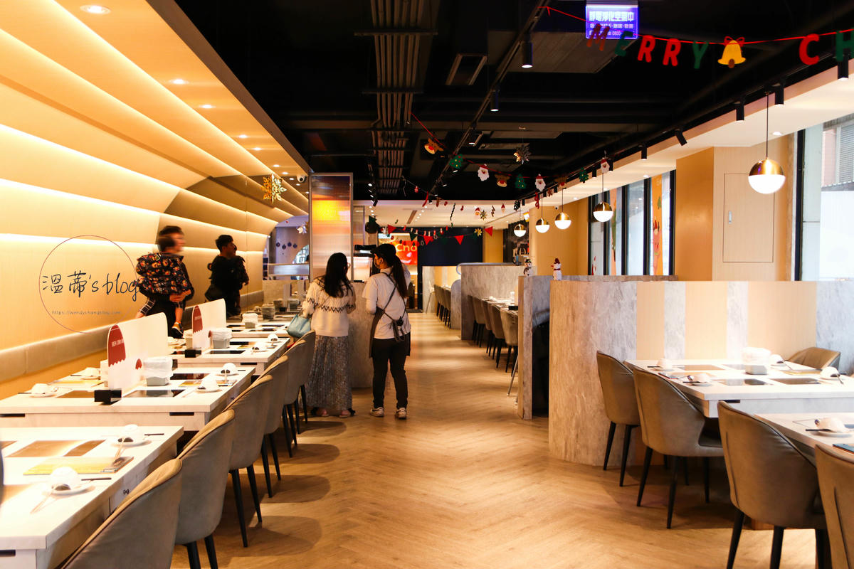 新北林口美食「很秋鍋物」質感火鍋店,爽喝大苑子冰沙-附菜單 - 第2張圖 很秋鍋物林口店 店內座位環境