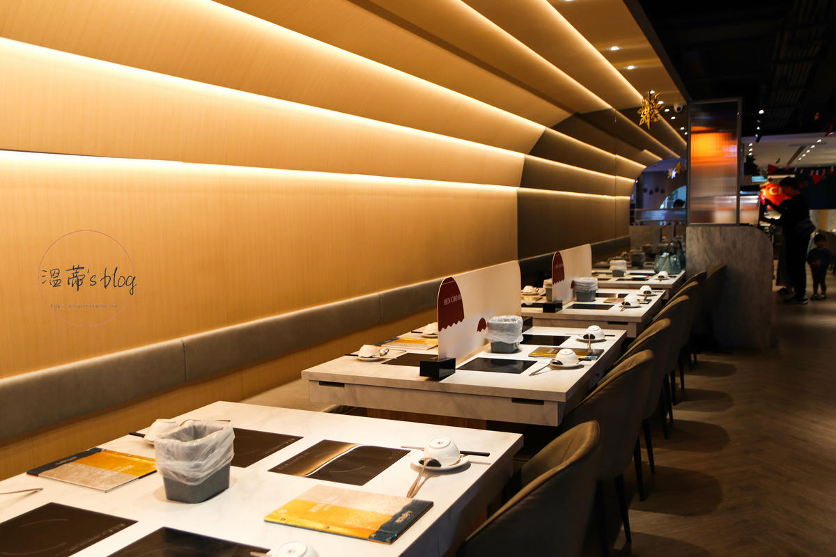 新北林口美食「很秋鍋物」質感火鍋店,爽喝大苑子冰沙-附菜單 - 第3張圖 很秋鍋物 林口 店內座位