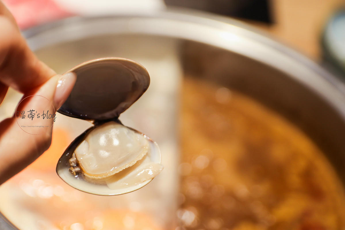 桃園藝文特區「極禾優質鍋物」海鮮七小福太強!湯底自然回甘不死鹹-附菜單 - 第29張圖 六小福