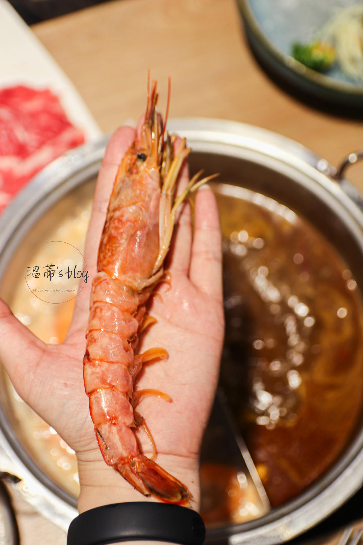 桃園藝文特區「極禾優質鍋物」海鮮七小福太強!湯底自然回甘不死鹹-附菜單 - 第32張圖 天使紅蝦