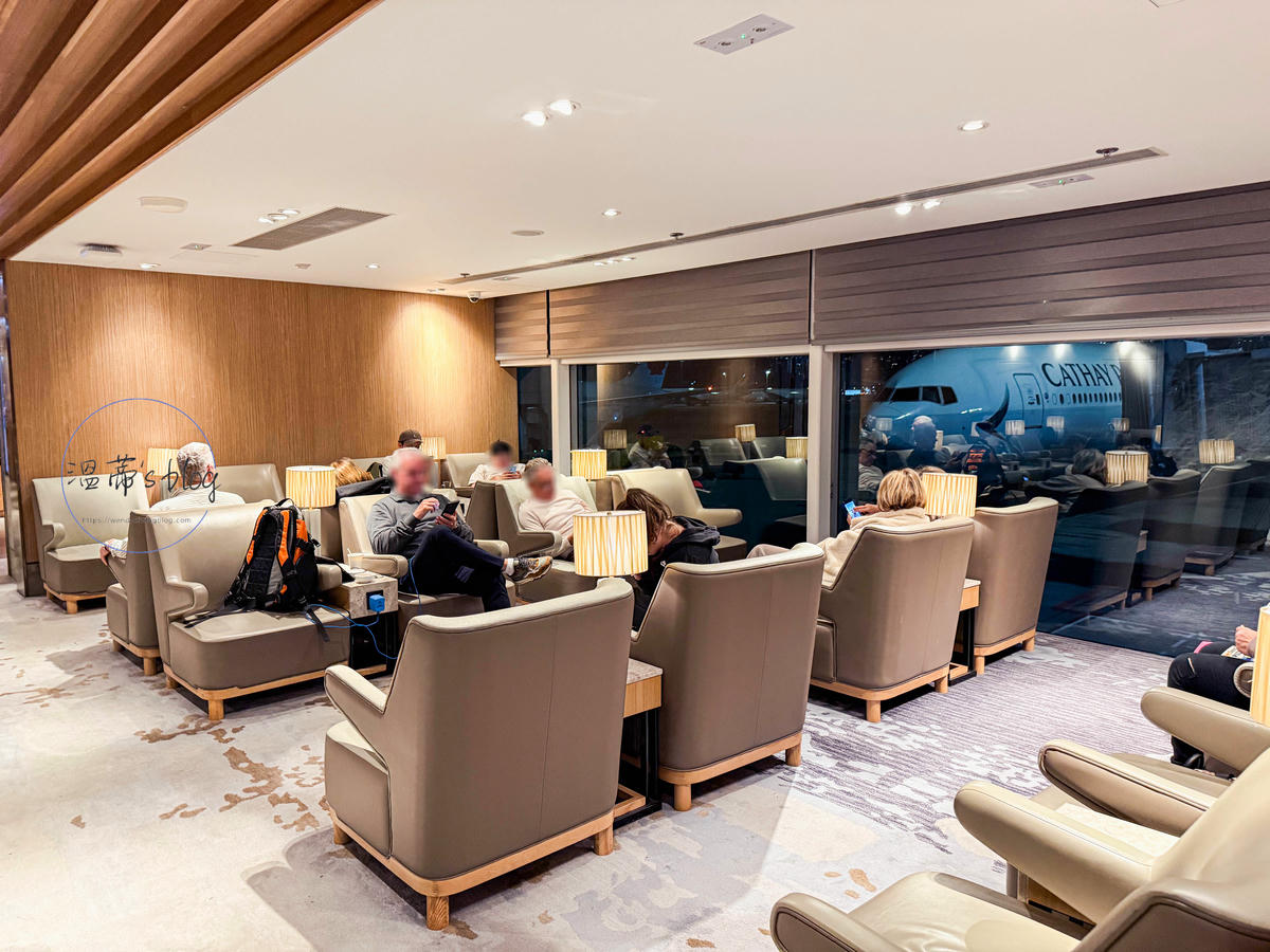 環亞貴賓室沙發休息區