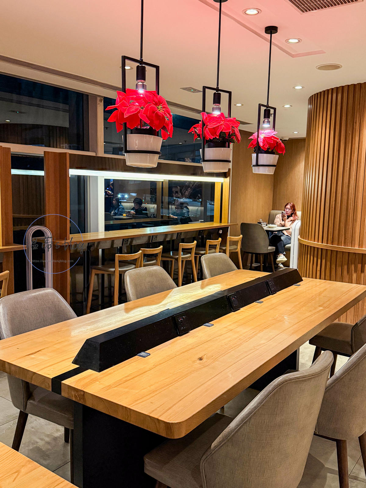 環亞機場貴賓室（Plaza Premium Lounge）座位區