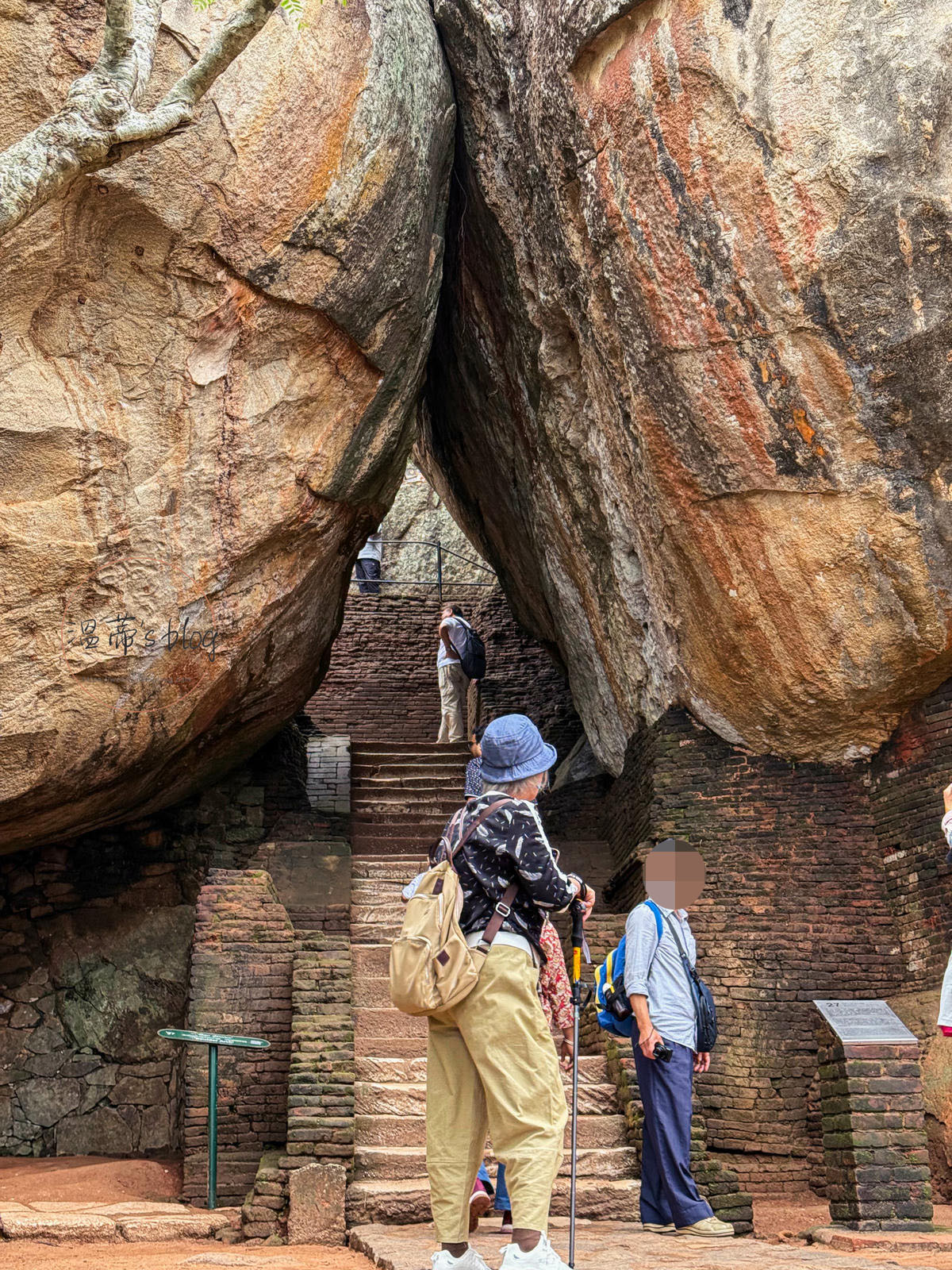 斯里蘭卡景點|獅子岩(Sigiriya)攀爬1200階梯看古代宮殿 - 第6張圖 獅子岩(Sigiriya)Boulder Gardens(巨石花園)