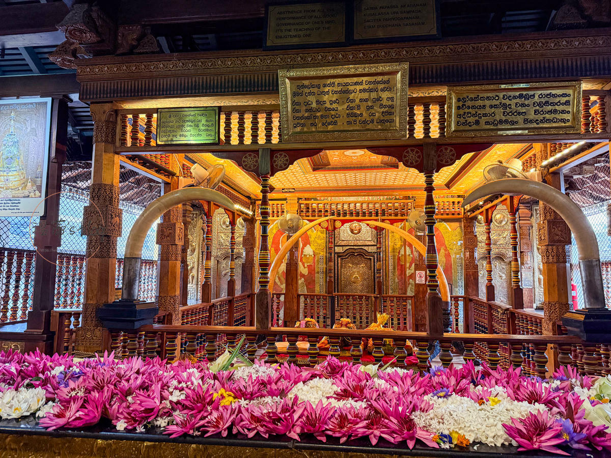 佛牙寺