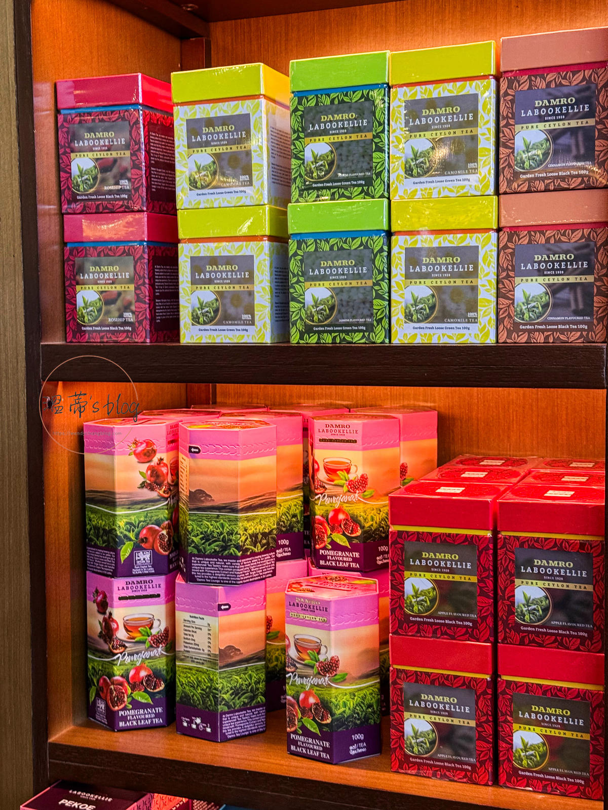 斯里蘭卡必買錫蘭紅茶|Damro Labookellie Tea Centre茶工廠參觀 - 第10張圖 茶工廠販售的茶葉選擇