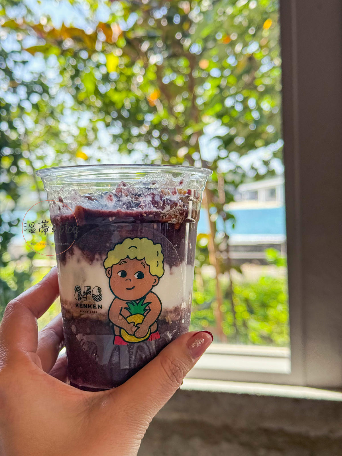 沖繩北部咖啡廳|beach cafe KENKEN:坐在瀬底海灘旁喝一杯,什麼煩惱都沒了 - 第19張圖 巴西莓果碗