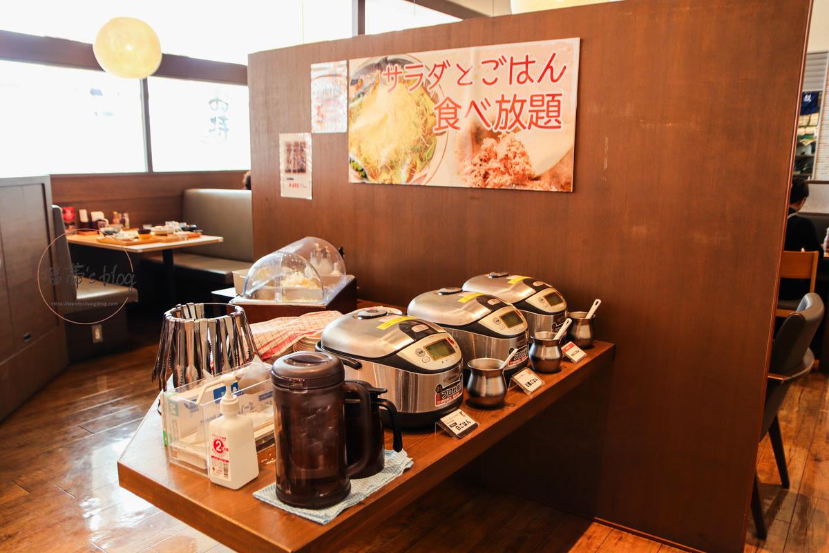 沖繩永旺名護店餐廳|五穀 名護店:白飯無限吃超划算! - 第4張圖 五穀 名護店 店內環境