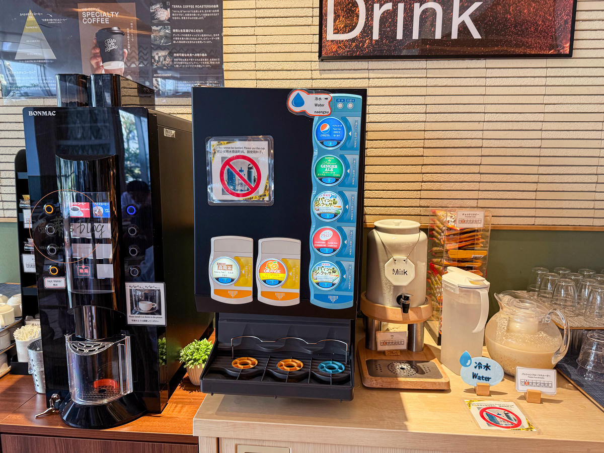 沖繩住宿|沖繩那霸旭橋托麗芙特酒店(Hotel Torifito Naha Asahibashi):旭橋站旁高CP值飯店! - 第18張圖 沖繩那霸旭橋托麗芙特酒店 早餐自助吧