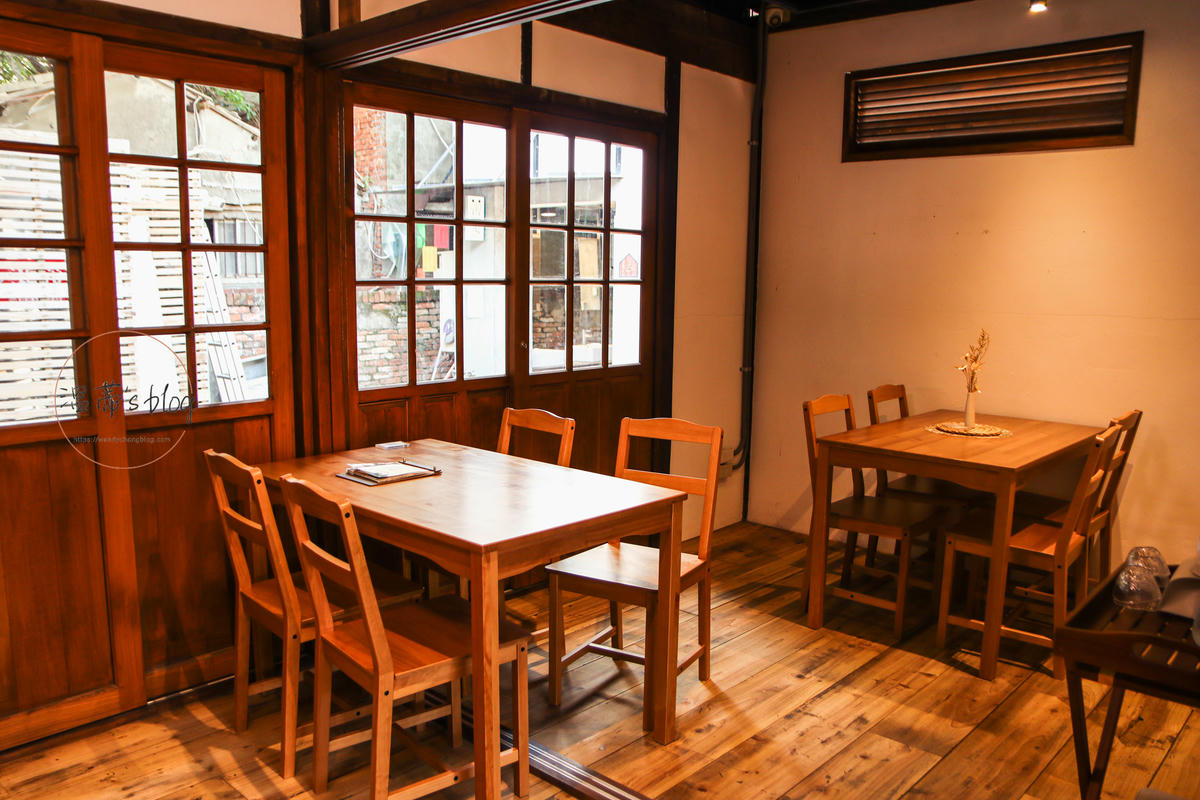 鹿港咖啡廳「仨田力 Café」老宅咖啡廳超有氛圍!甜點控必收藏下午茶名單 - 第13張圖 仨田力 Café 店內環境