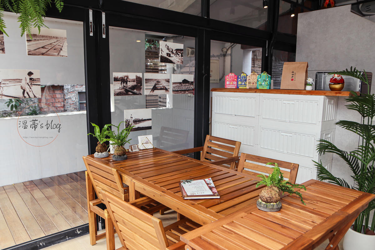 鹿港咖啡廳「仨田力 Café」老宅咖啡廳超有氛圍!甜點控必收藏下午茶名單 - 第6張圖 鹿港咖啡廳「仨田力 Café」店內環境