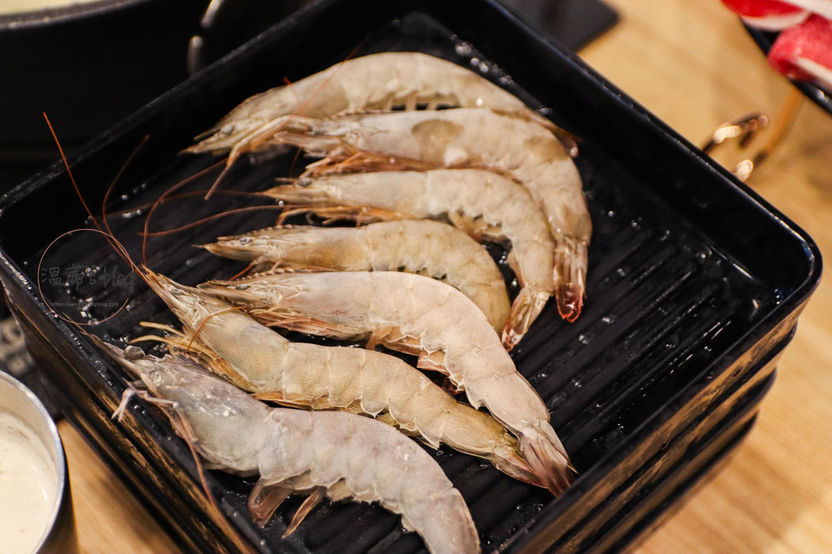 鹿港餐廳「牛比蔥壽喜燒吃到飽」和牛吃到飽千元有找，蛤蜊超驚艷，自助吧比肉品更值得吃？-附菜單