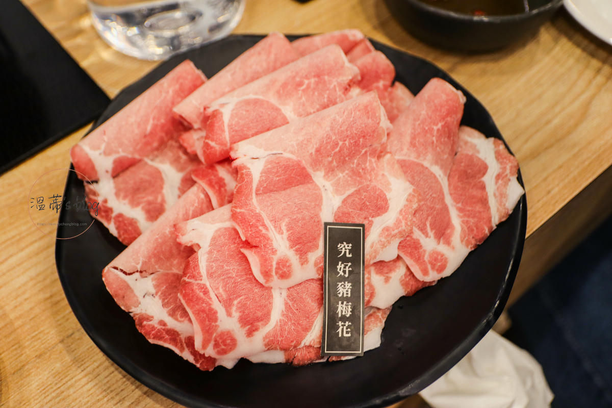 鹿港餐廳「牛比蔥壽喜燒吃到飽」和牛吃到飽千元有找，蛤蜊超驚艷，自助吧比肉品更值得吃？-附菜單