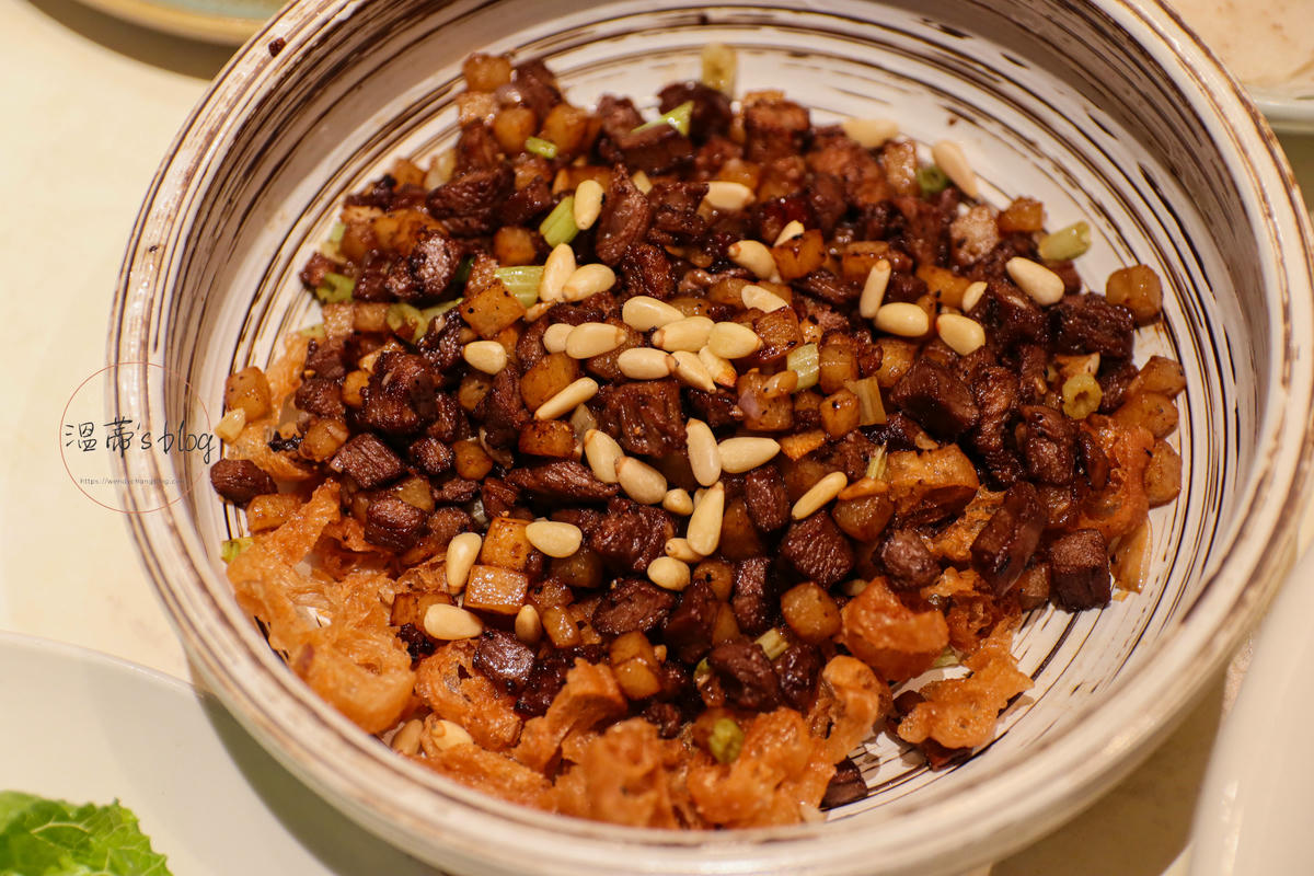 蘿蔓松子炒鵝鬆（第四吃）