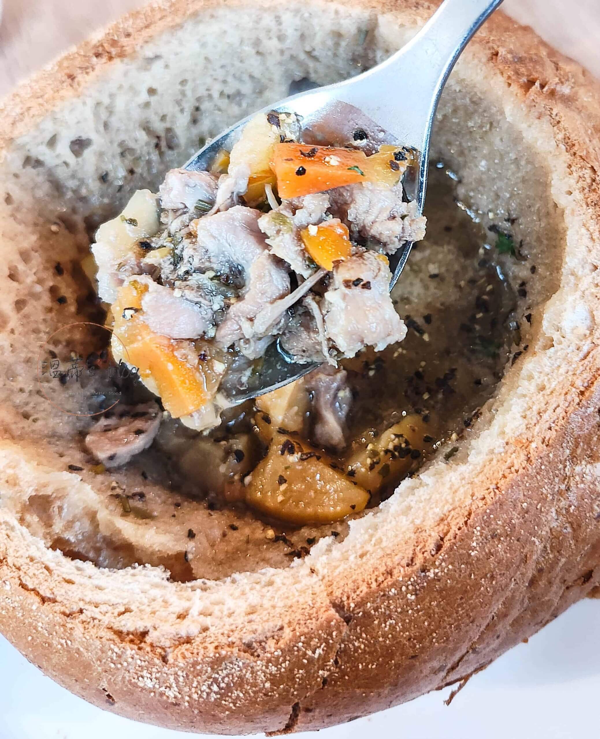 Icelandic street food Traditional Lamb Soups in bread bowl 2900 ISK